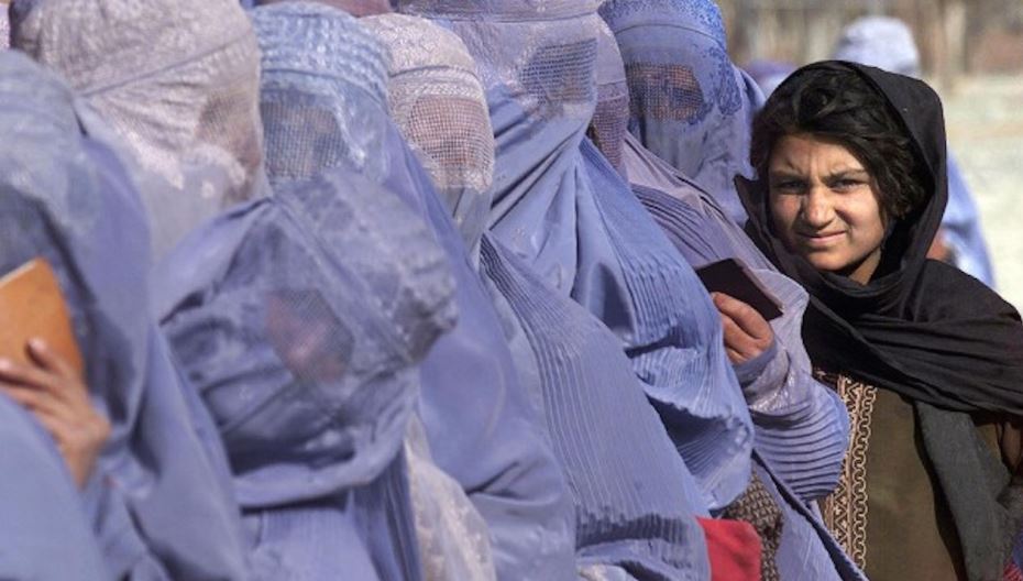 المرأة في أفغانستان