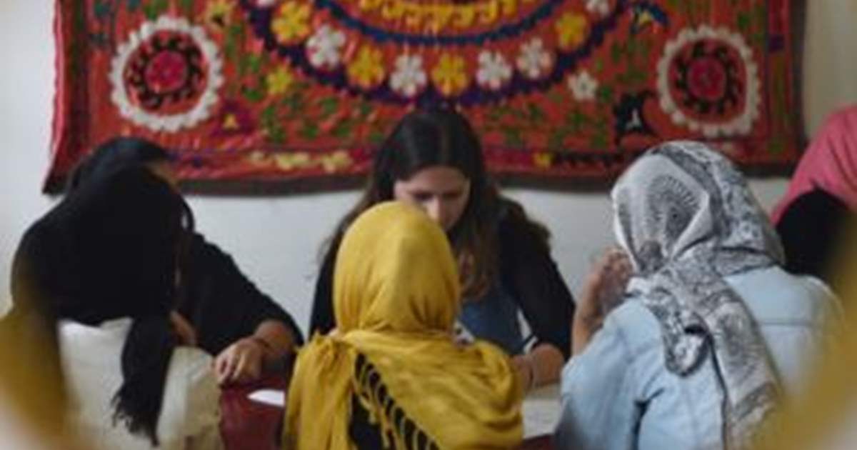 النساء اللاجئات يرفعن أصواتهن ضد العنف والأوضاع المحفوفة بالمخاطر والإهمال الرسمي