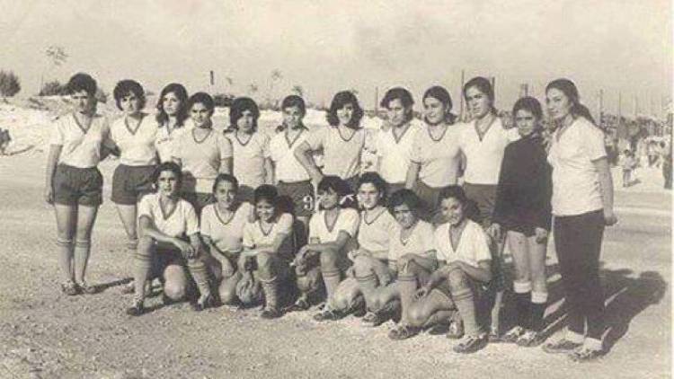 أول فريق كرة قدم نسائي في الشرق الأوسط كان في حلب