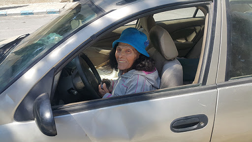 ماري سمعان 89 عاماً... أوّل امرأة تقود السيارة في سورية