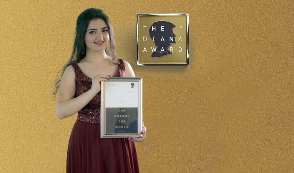 حصلت الشابة السورية “رودي علي” على جائزة الأميرة ديانا 2021 المرموقة للعمل الاجتماعي والجهود الإنسانية والتطوعية